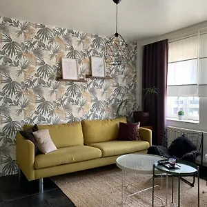 Anna Flat , Gent België