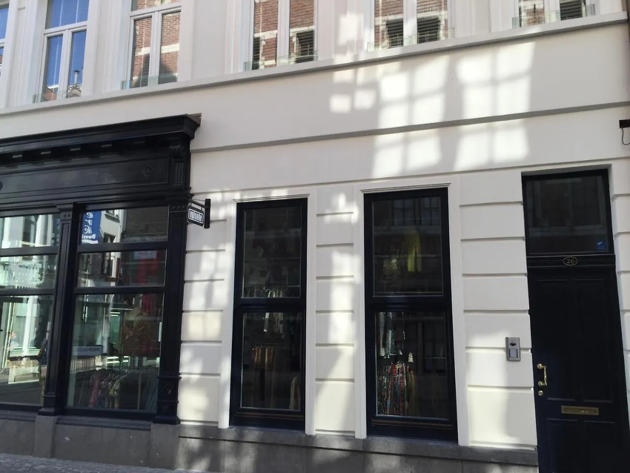 **** Hotel Antwerp Business Suites Belgien